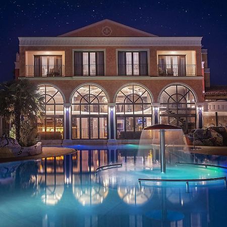 Villa Plaza Boutique Hotel & Spa เปรเชา ภายนอก รูปภาพ