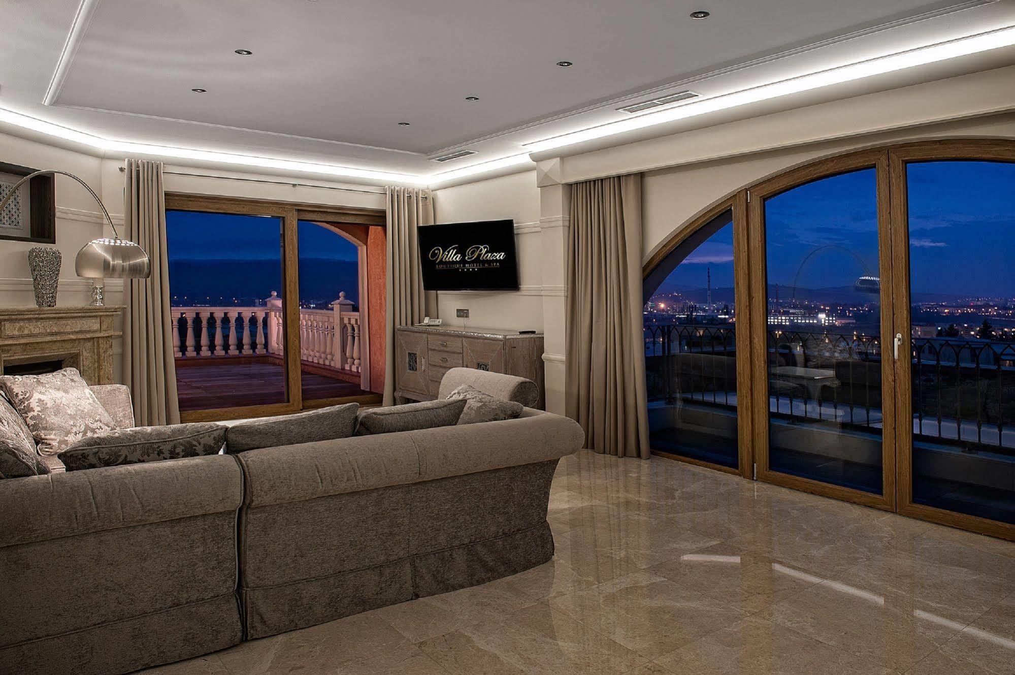 Villa Plaza Boutique Hotel & Spa เปรเชา ภายนอก รูปภาพ