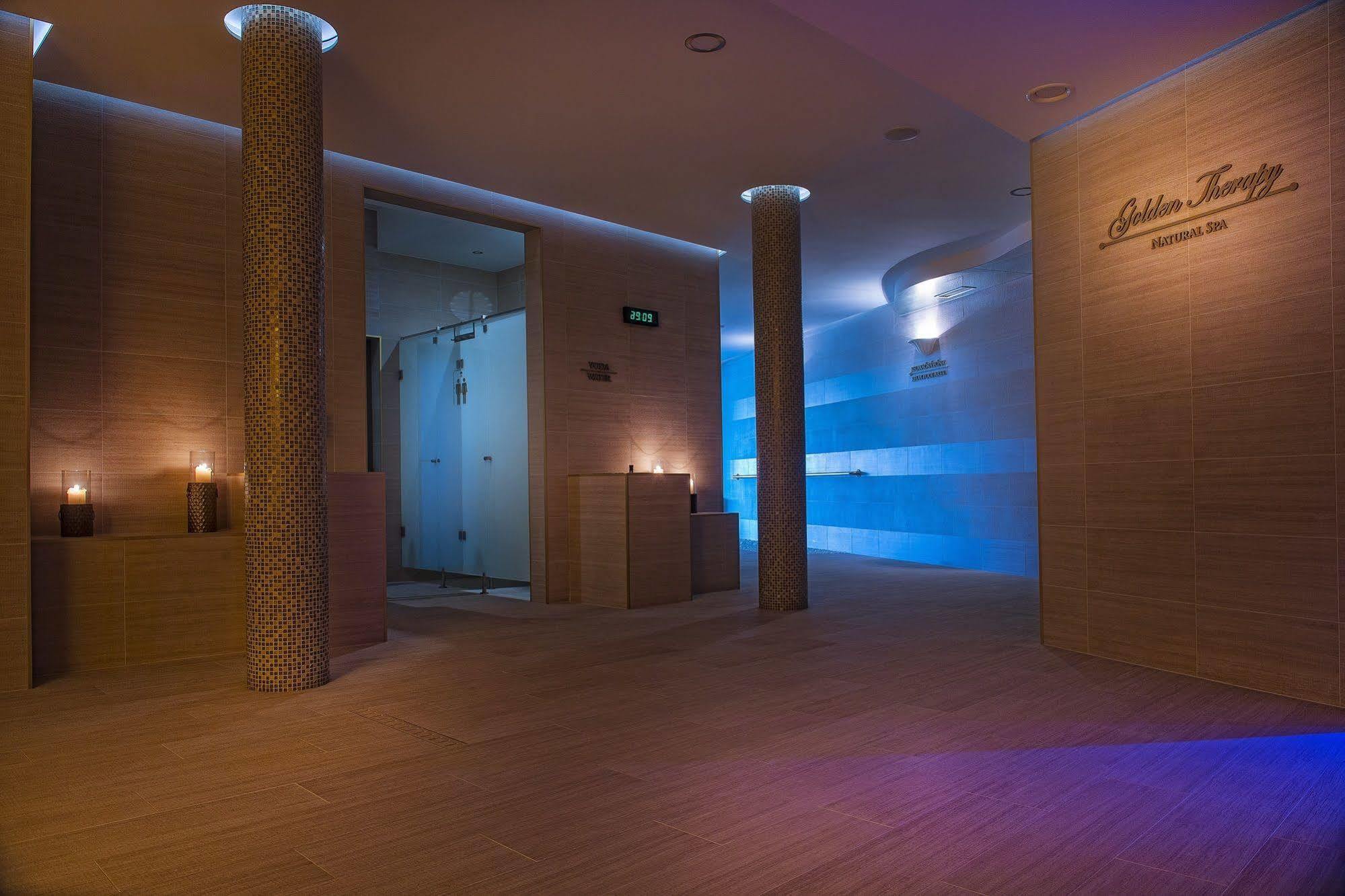 Villa Plaza Boutique Hotel & Spa เปรเชา ภายนอก รูปภาพ