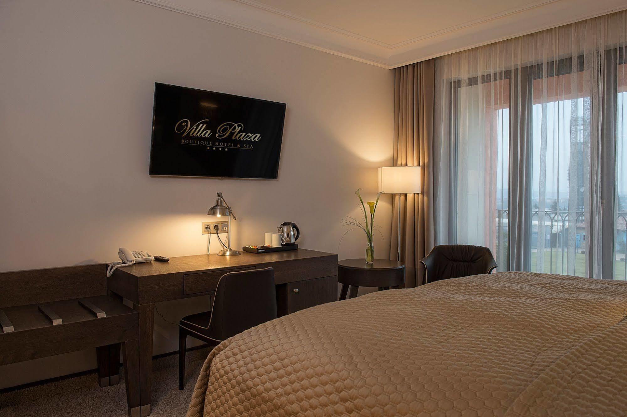 Villa Plaza Boutique Hotel & Spa เปรเชา ภายนอก รูปภาพ